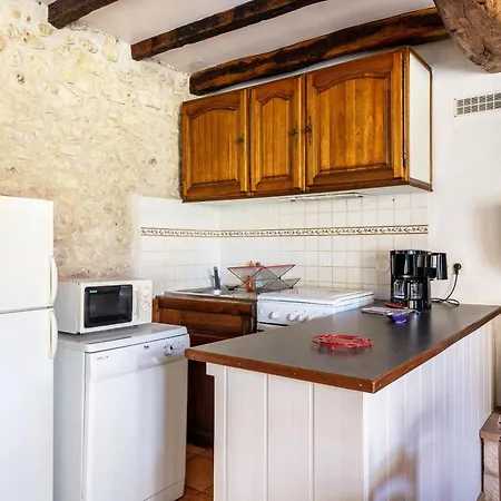 Petite Maison Bord De Riviere Chire-en-Montreuil