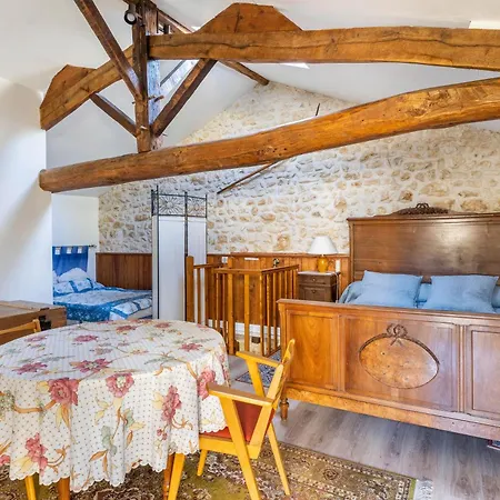 Petite Maison Bord De Riviere Сasa de vacaciones Chire-en-Montreuil