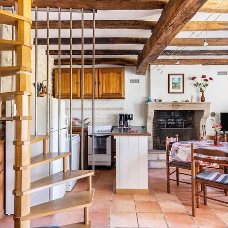 Сasa de vacaciones Petite Maison Bord De Riviere